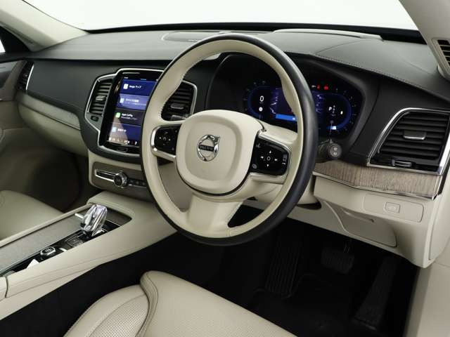 XC90アルティメット B6 AWD 4WD