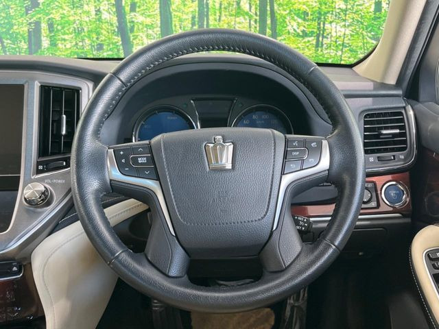 �y�����v�����X�e�A�����O�z�㎿�Ȋv���g�p���邱�ƂŁA��ɂ����������݂ƂĂ��^�]���₷���n���h���ł���