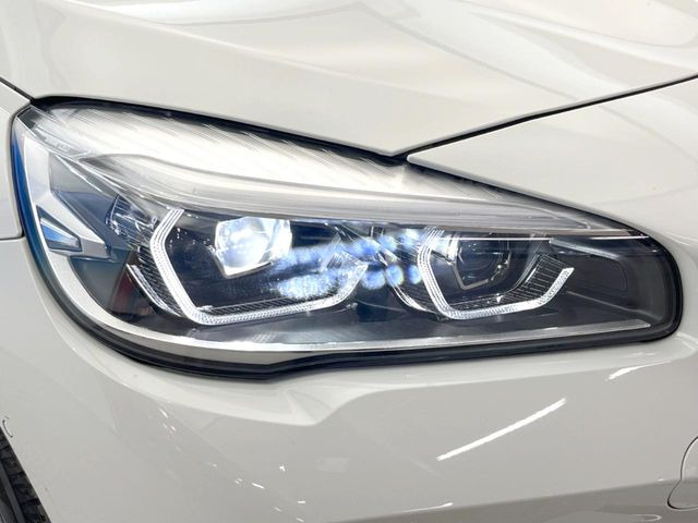 ��LED�w�b�h���C�g:��ԑ��s�����ǍD�Ȏ��E���m�ۂ����S���ĉ^�]�ł��鍂�P�xLED�w�b�h���C�g�𑕔�!�_�����x�������A����d�͂��}�����Ă��܂��B