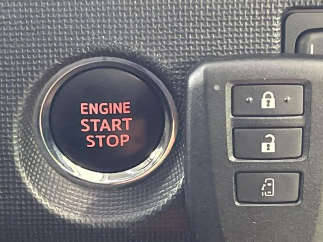 �y�X�}�[�g�L�[�z�J�o����|�P�b�g�ɓ��ꂽ�܂܂ł��h�A�̎{���E�������\�ȃX�}�[�g�L�[�𑕔��B�G���W���̃I���E�I�t�����J�M�����o���K�v����������Ƃ��Ă��֗��ł���