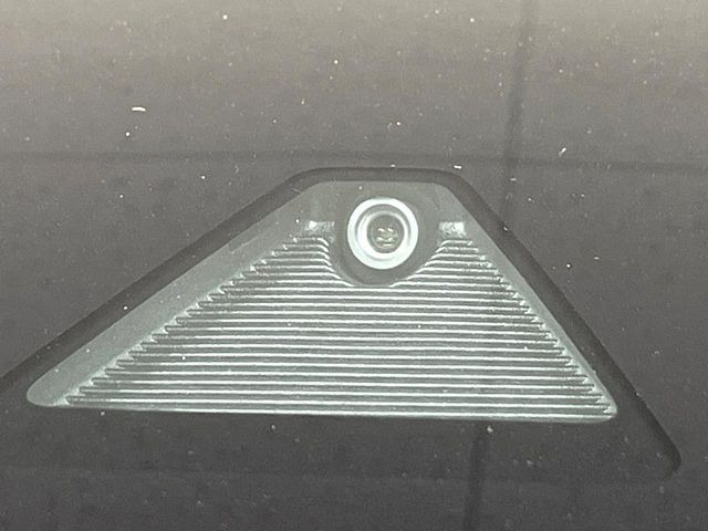 �y�X�}�[�g�V�e�B�u���[�L�T�|�[�g�z�ᑬ���s���ɑO���̎ԗ�����F�����A�Փ˂������Ȏ��͌x��ƃu���[�L�ŏՓˉ���Ɣ�Q�y�����A�V�X�g�B�����S�Ƀh���C�u�����y���݂��������܂��B