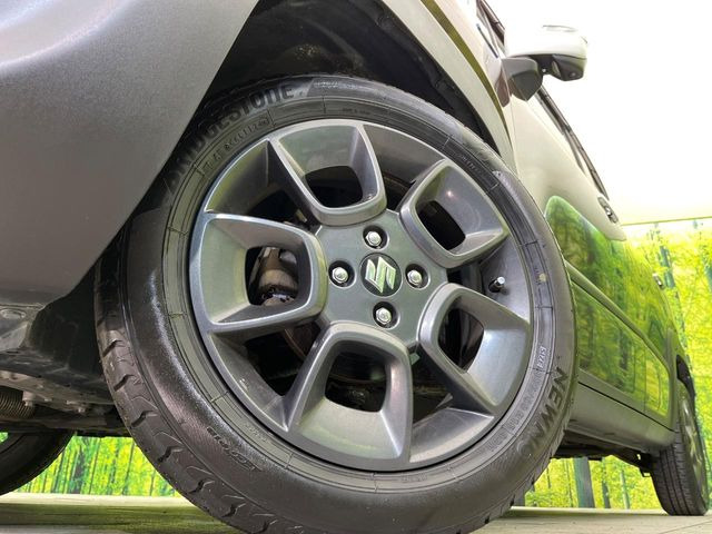 �y����16�C���`�A���~�z�C�[���z�O�ςɃ}�b�`���������A���~�z�C�[���𑕒����Ă���܂��B�e��ЊO�A���~�z�C�[����A�X�^�b�h���X�^�C�����戵�����Ă���܂��B���񂲑��k����������