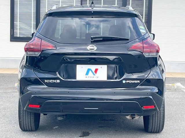 安心の最長10年・走行無制限保証(有償)をご用意。保証内容も充実はもちろん、無料点検&オイル交換や、年中無休の全国・24時間ロードサービスも付帯されておりますのでご安心下さい。