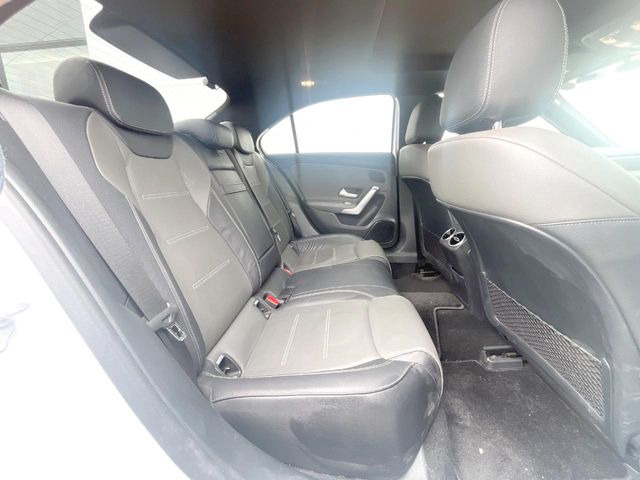 ���㕔���Ȃ��C�ɂȂ�悤�ȃL�Y�E�����ւ��蓙�A�傫�ȃ_���[�W�͂Ȃ��A�ǍD�ȏ�Ԃł��B