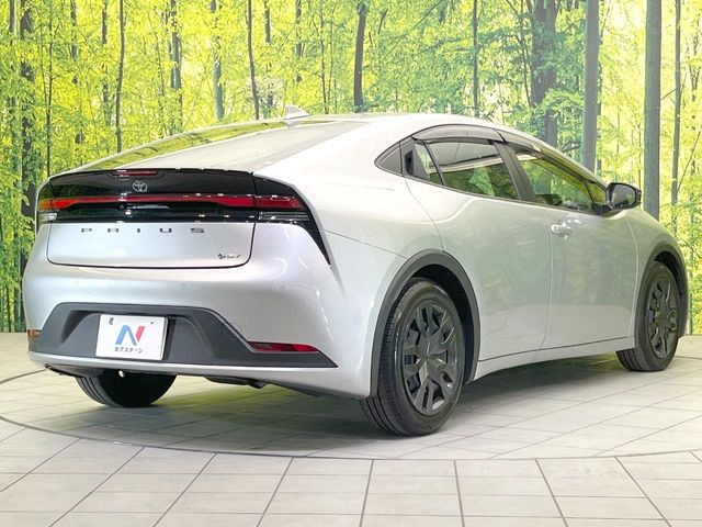 ☆全国のネクステージからお取り寄せが可能※!遠方の店舗に展示してあるクルマが気になる場合も、最寄りの店舗でご覧いただくことが可能です!是非私たちに要望をお聞かせください!※別途費用