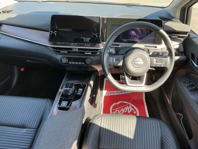 ノートオーラ1.2 G レザーエディション