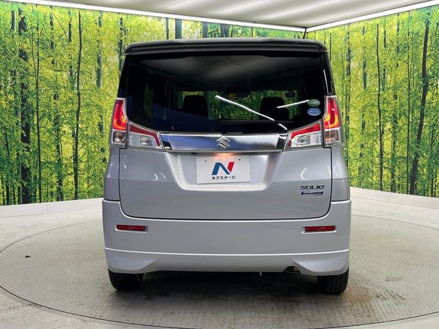 安心の最長10年・走行無制限保証(有償)をご用意。保証内容も充実はもちろん、無料点検&オイル交換や、年中無休の全国・24時間ロードサービスも付帯されておりますのでご安心下さい。