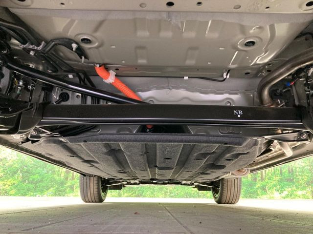 下回りがきれいなうちに、防錆加工の施工がオススメ。降雪地域はもちろん、沿岸部にお住いの方や、趣味でマリン・ウィンタースポーツをされる方にご好評いただいております。