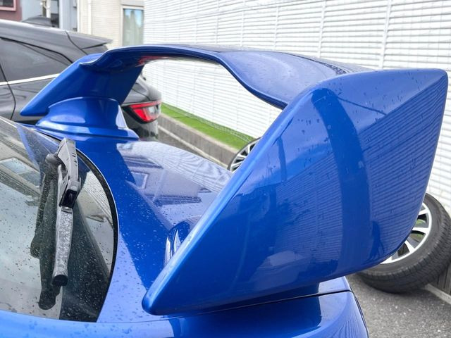 �y��^�����X�|�C���[�z�X�|�[�c�J�[�炵�����O�b�ƈ�������^�����X�|�C���[�𑕒��􍂑����s���̃X�^�r���e�B(���s���萫)����ɖ𗧂��܂��B