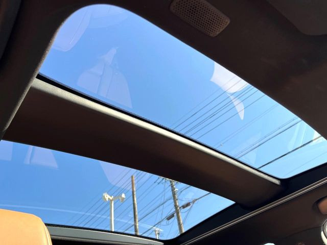 クラウンスポーツ2.5 Z E-Four 4WD