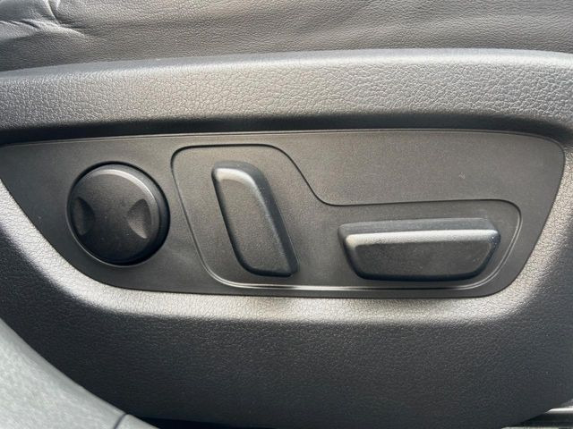 �y�p���[�V�[�g�z�X�C�b�`��ŊȒP�ɃV�[�g�̔��������\!�d��������͂�����܂���!���K�ȃV�[�g�|�W�V�����ɃZ�b�g���āA���K�ȃh���C�u�����y���݂��������B