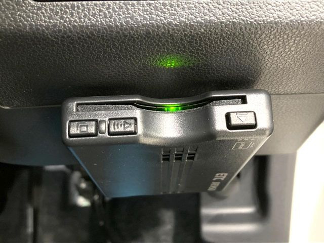 【ETC】高速道路の料金所をストレスなく通過!話題のスポットやサービスエリアに多い「スマートIC」利用時は必須のアイテムです。当店でセットアップを実施、ご納車当日からすぐにご利用いただけます!