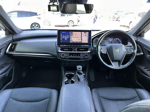 クラウンハイブリッド 2.5 RS