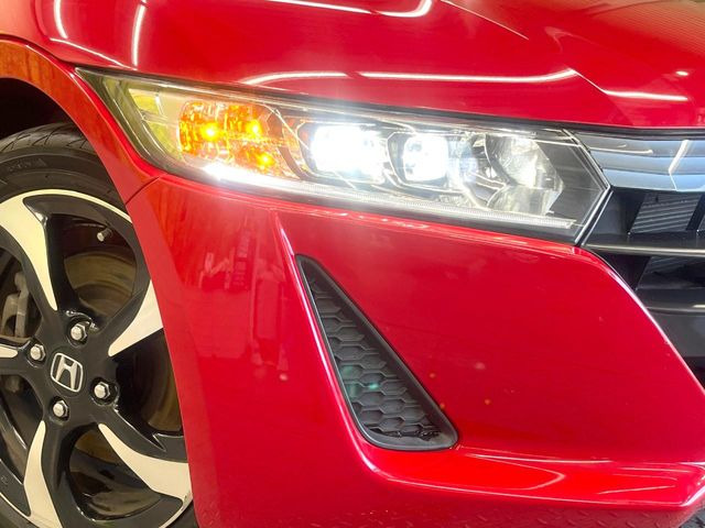 �yLED�w�b�h���C�g�z���V����ԑ��s�����ǍD�Ȏ��E���m�ۂ����S���ĉ^�]�ł��鍂�P�xLED�w�b�h���C�g�𑕔�!�_�����x�������A����d�͂��}�����Ă��܂��B