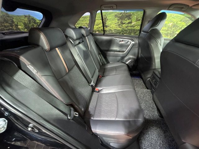 �y���烌�U�[�V�[�g�z����̂ӂ���肪�e�ՂŃ����e�i���X�����ȒP�ȁA�@�\���ɗD��鍇����v���̗p�����㎿�ȃV�[�g�ł��B����S�n���悭�A���������ӂ��S�n�ǂ��ԓ���Ԃ����o���Ă���܂��B