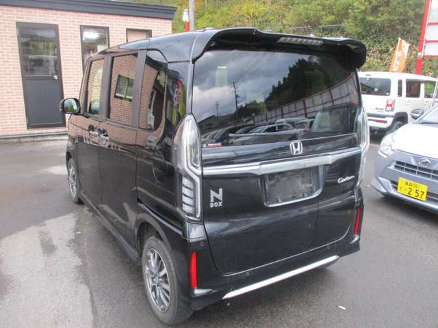 N-BOXカスタムL 4WD