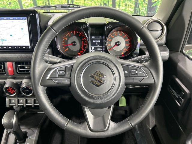 �y�����v�����X�e�A�����O�z�㎿�Ȋv���g�p���邱�ƂŁA��ɂ����������݂ƂĂ��^�]���₷���n���h���ł���