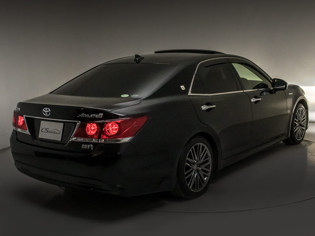 ★テールスモークやLED加工、マフラー、ルーフスポイラー、エアロパーツなど取り付け承ります!