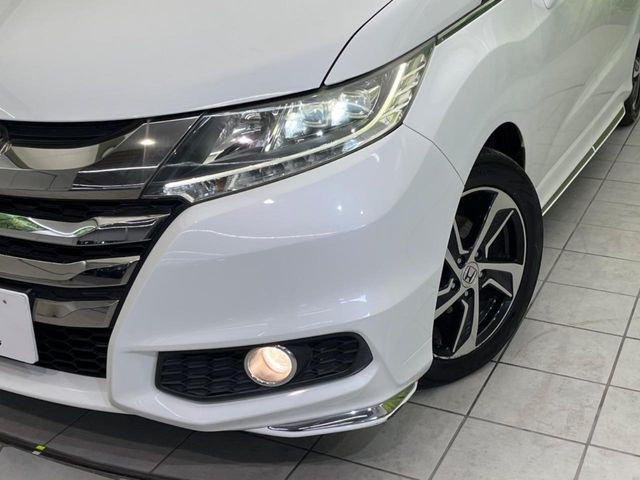 �yLED�w�b�h���C�g�z���V����ԑ��s�����ǍD�Ȏ��E���m�ۂ����S���ĉ^�]�ł��鍂�P�xLED�w�b�h���C�g�𑕔�!�_�����x�������A����d�͂��}�����Ă��܂��B