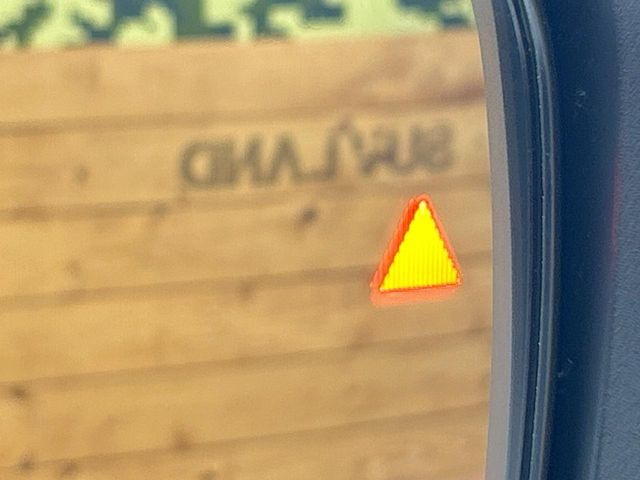 �y�u���C���h�X�|�b�g���j�^�[�z���s���A�h�A�~���[�̎��p�ɂȂ�₷���ӏ��Ɍ㑱�Ԃ��ڋ߂���ƃT�C�h�~���[�̃����Y�Ɍx����\��!�h���C�o�[�ɒ��ӊ��N�����Ă���܂��B