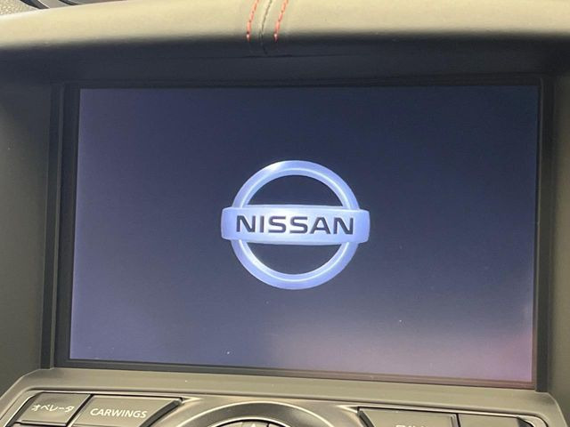 �y���[�J�[�����i�r�z�C���e���A�ɗn�����ރX�^�C���b�V���ȁu��p�݌v�v���[�J�[�i�r�𑕔��􎋔F���⑀�쐫�ȂǊ�{���\�ɂ��D��A���㎿�ȃJ�[���C�t�����y���݂��������܂��B