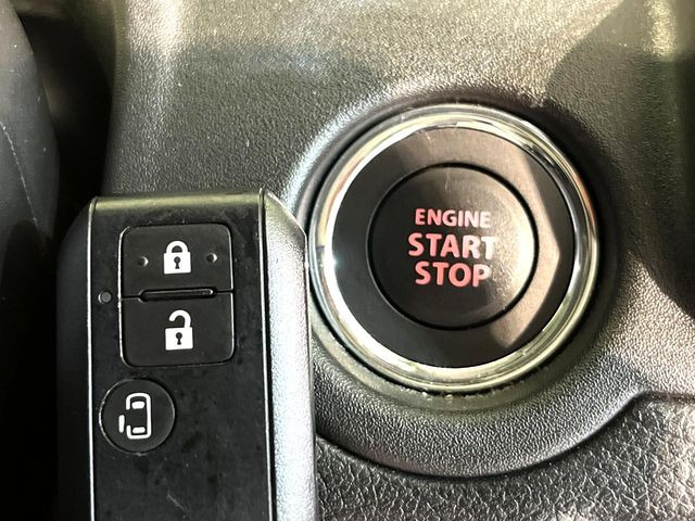 �y�L�[���X�X�^�[�g�V�X�e���z�J�o����|�P�b�g�ɓ��ꂽ�܂܂ł��h�A�̎{���E�������\�ȃX�}�[�g�L�[�𑕔��B�G���W���̃I���E�I�t�����J�M�����o���K�v����������Ƃ��Ă��֗��ł���