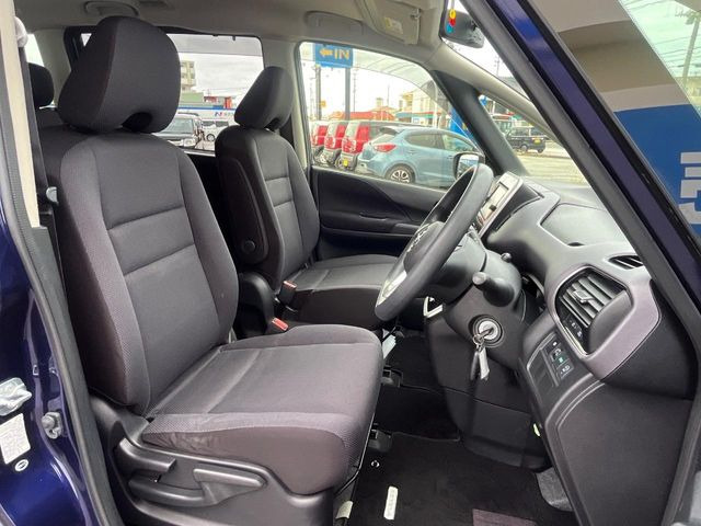 �^�]�ȃV�[�g���͎g�p�������Ȃ��A�ǍD�ȏ�ԂƂȂ��Ă��܂��B���J�Ɏg���Ă������Ƃ��悭�킩��܂��ˁB