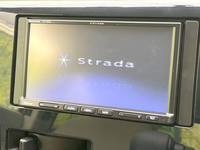 【ナビゲーション】目的地までしっかり案内してくれる使いやすいナビ。Bluetooth接続すればお持ちのスマホやMP3プレイヤーの音楽を再生可能!毎日の運転がさらに楽しくなります!!