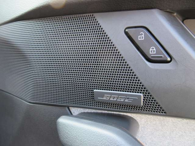 MX-30ロータリーEVナチュラル モノトーン