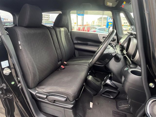 �^�]�ȃV�[�g���͎g�p�������Ȃ��A�ǍD�ȏ�ԂƂȂ��Ă��܂��B���J�Ɏg���Ă������Ƃ��悭�킩��܂��ˁB