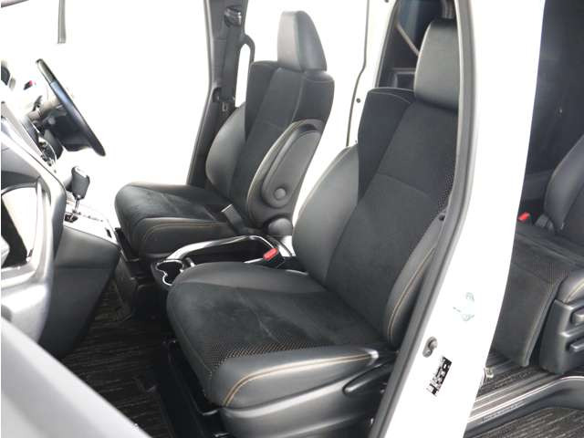 �ǉ��̂��ʐ^�⓮��ȂǁA���[����LINE�ł�����ł��܂�!�C�ɂȂ�_������΂ǂ�Ȃ��Ƃł����X�^�b�t�܂ł��\���t�������������v���ɂ��Ή������Ē����܂�!