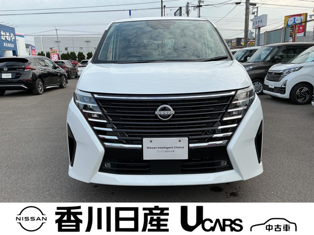 セレナ1.4 e-4ORCE ハイウェイスターV 4WD