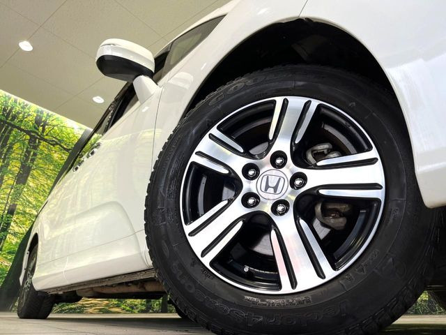 �y����16�C���`�A���~�z�C�[���z�O�ςɃ}�b�`���������A���~�z�C�[���𑕒����Ă���܂��B�e��ЊO�A���~�z�C�[����A�X�^�b�h���X�^�C�����戵�����Ă���܂��B���񂲑��k����������