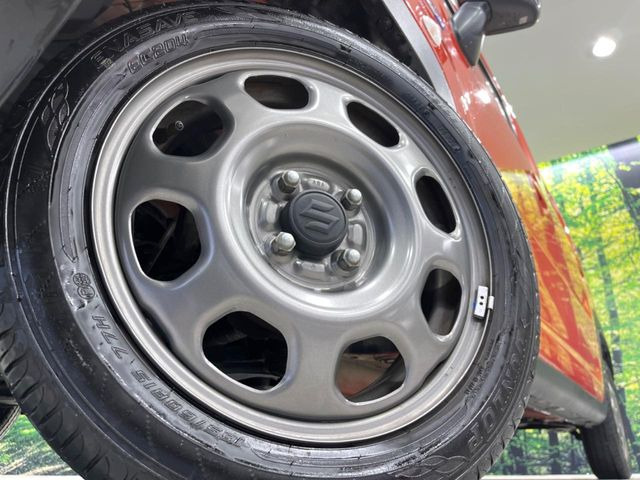 �y����15�C���`�A���~�z�C�[���z�O�ςɃ}�b�`���������A���~�z�C�[���𑕒����Ă���܂��B�e��ЊO�A���~�z�C�[����A�X�^�b�h���X�^�C�����戵�����Ă���܂��B���񂲑��k����������