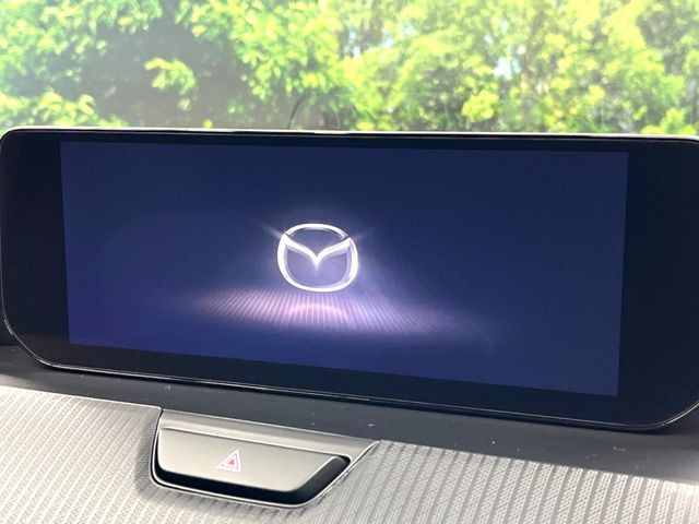 �y10.25�C���`�}�c�_�R�l�N�g�z�ԓ��̕��͋C�Ƀ}�b�`������^�f�B�X�v���C�B�X�}�z�ڑ��ł̃i�r�g�p��Bluetooth�Đ����A�l�X�ȋ@�\���y���߂܂��B�����I�ȃ_�C�������삪�\�ŁA�g��������ǍD�ł��B