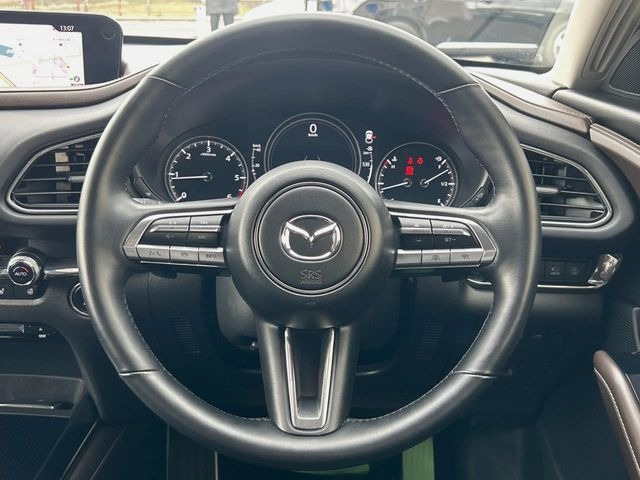 �y�����v�����X�e�A�����O�z�㎿�Ȋv���g�p���邱�ƂŁA��ɂ����������݂ƂĂ��^�]���₷���n���h���ł���