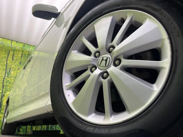 �y����17�C���`�A���~�z�C�[���z�O�ςɃ}�b�`���������A���~�z�C�[���𑕒����Ă���܂��B�e��ЊO�A���~�z�C�[����A�X�^�b�h���X�^�C�����戵�����Ă���܂��B���񂲑��k����������