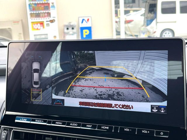 �y�p�m���~�b�N�r���[���j�^�[�z��p�̃J�����ɂ��A�ォ�猩���낵���悤�Ȏ��_��360�x�N���}�̎��͂��m�F���邱�Ƃ��ł��܂������p�������m�F���₷���A�����ꏊ�ł̐؂�Ԃ��⒓�Ԃ��X���[�Y�ɍs���܂��B