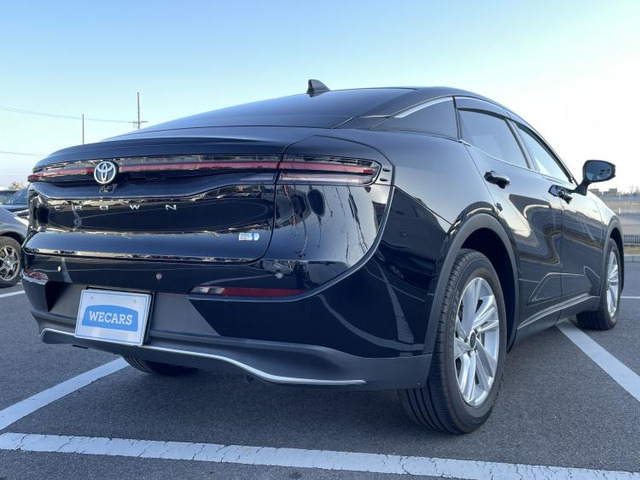 クラウンクロスオーバー2.5 G E-Four 4WD