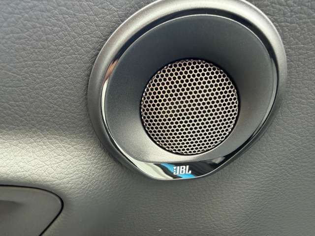 JBL�v���~�A���T�E���h(12�X�s�[�J�[)