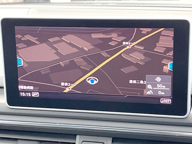 �������i�r:��̊��̂���i�r�́A����������ԓ������o���Ă���܂��B�I�[�f�B�I�@�\���[�����Ă���܂��̂ŁA�^�]�����y���߂܂���