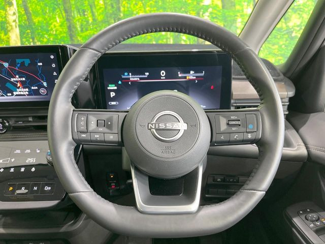 �y�����v�����X�e�A�����O�z�㎿�Ȋv���g�p���邱�ƂŁA��ɂ����������݂ƂĂ��^�]���₷���n���h���ł���