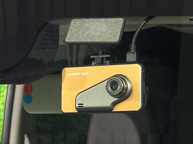 �y�h���C�u���R�[�_�[�z�h���C�u���R�[�_�[����!���s���͂������A������^�]�⎖�̂ɑ��������ہA�f���ŋL�^���A����̃��X�N�ɔ����܂��B���L�^�pSD�J�[�h�͂��q�l�����g�ł��������������K�v������܂��B