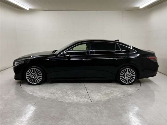 クラウンハイブリッド 2.5 G