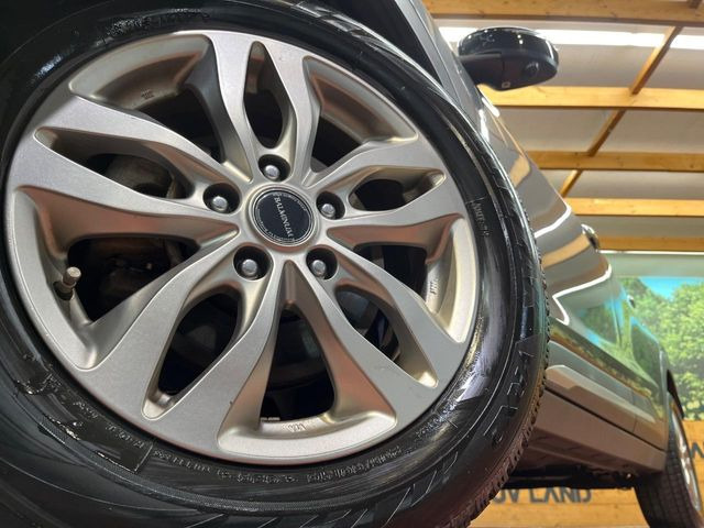 �y16�C���`�A���~�z�C�[���z�O�ςɃ}�b�`�����A���~�z�C�[���𑕒����Ă���܂��B�e��A���~�z�C�[����A�X�^�b�h���X�^�C�����戵�����Ă���܂��B���񂲑��k����������