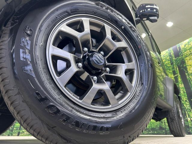 �y����15�C���`�A���~�z�C�[���z�O�ςɃ}�b�`���������A���~�z�C�[���𑕒����Ă���܂��B�e��ЊO�A���~�z�C�[����A�X�^�b�h���X�^�C�����戵�����Ă���܂��B���񂲑��k����������