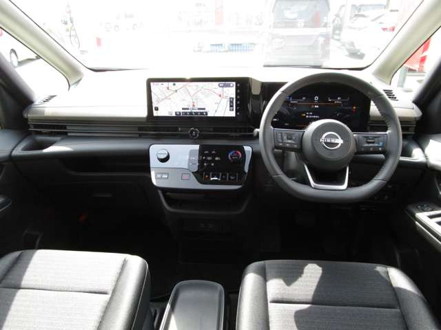 セレナ1.4 e-POWER ハイウェイスターV