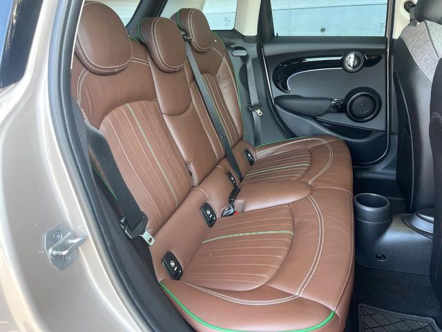 ���㕔���Ȃ��C�ɂȂ�悤�ȃL�Y�E�����ւ��蓙�A�傫�ȃ_���[�W�͂Ȃ��A�ǍD�ȏ�Ԃł��B