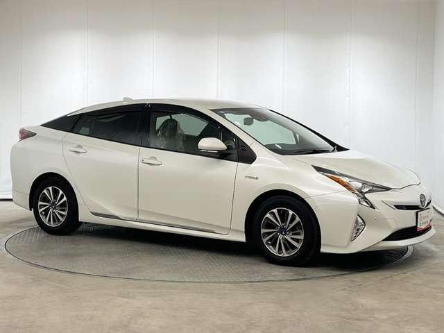 プリウス1.8 S セーフティ プラス