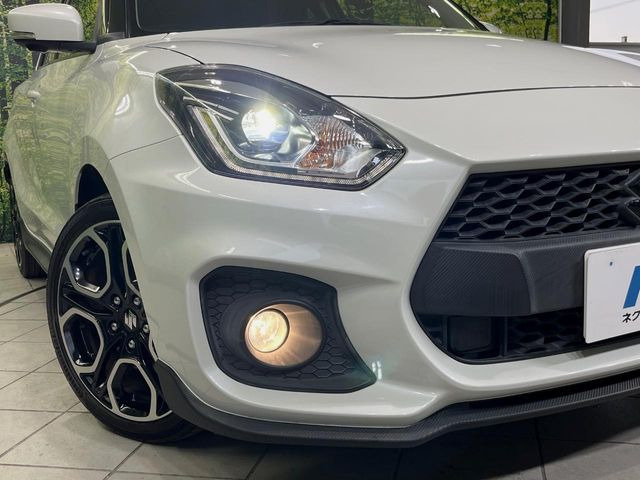 �yLED�w�b�h���C�g�z���V����ԑ��s�����ǍD�Ȏ��E���m�ۂ����S���ĉ^�]�ł��鍂�P�xLED�w�b�h���C�g�𑕔�!�_�����x�������A����d�͂��}�����Ă��܂��B